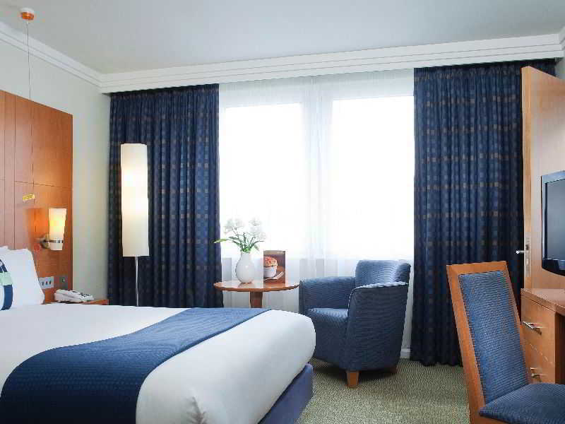 Hotel Express Southampton West By Ihg